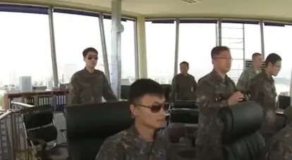 Южнокорейские военные провели учения по отражению воображаемой массированной северокорейской воздушной атаки